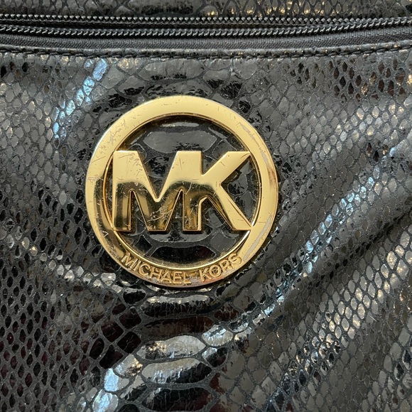 Michael Kors Crossbody - Picture 2 of 3